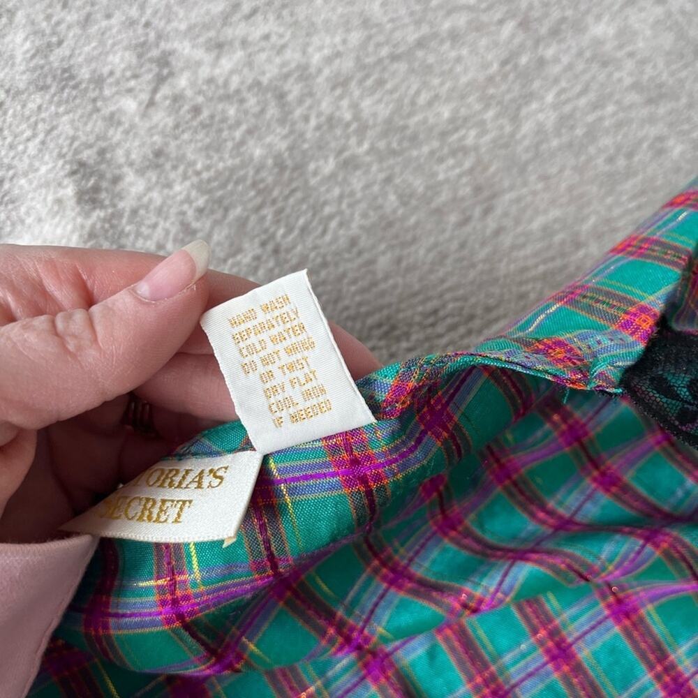 Vintage Victoria’s Secret Gold Label Green & Red Plaid Sexy Robe (One Size) - Picture 6 of 7